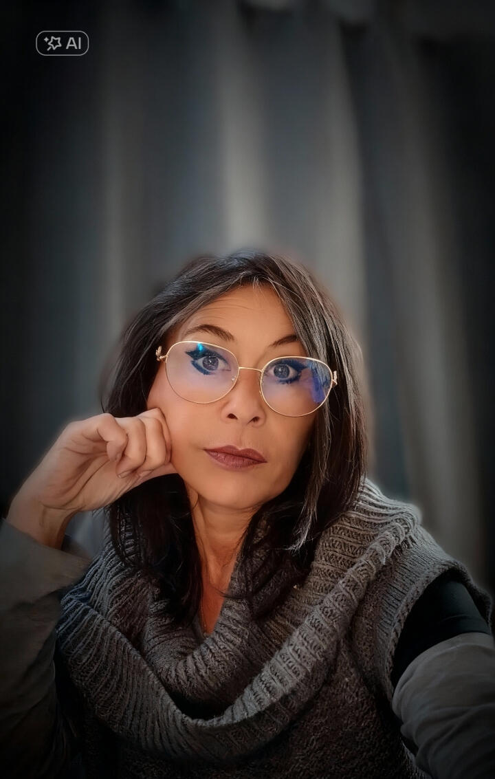 Cendra MACASSARD Cendra Macassard - Psychothérapeute et Coach spécialiste de l'emprise à Saintes